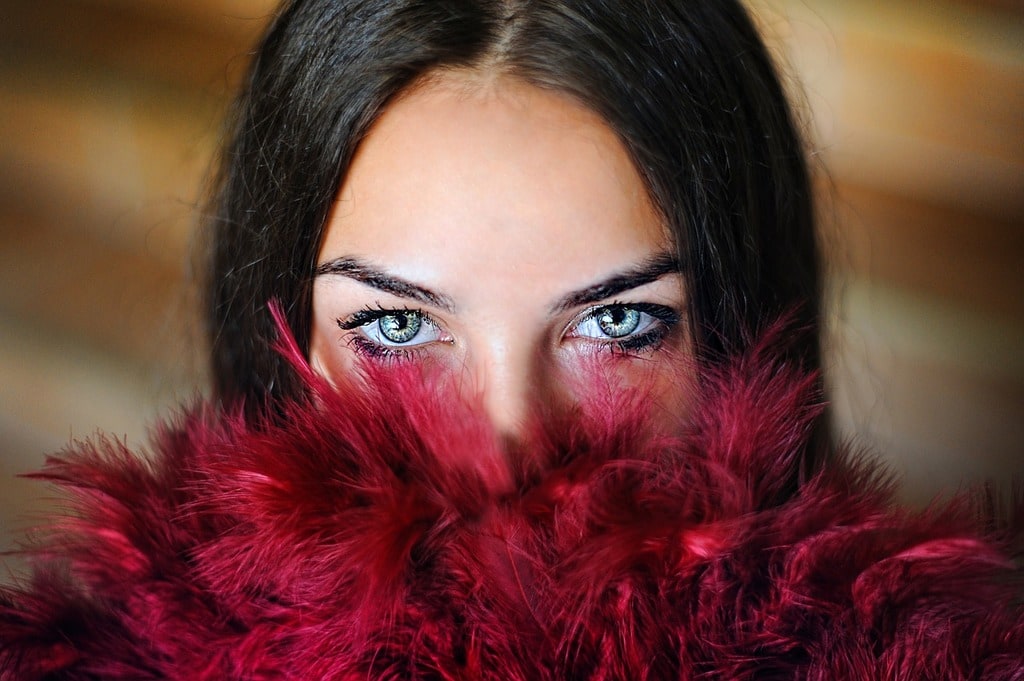 Quelle astuce pour faire pousser les sourcils ?